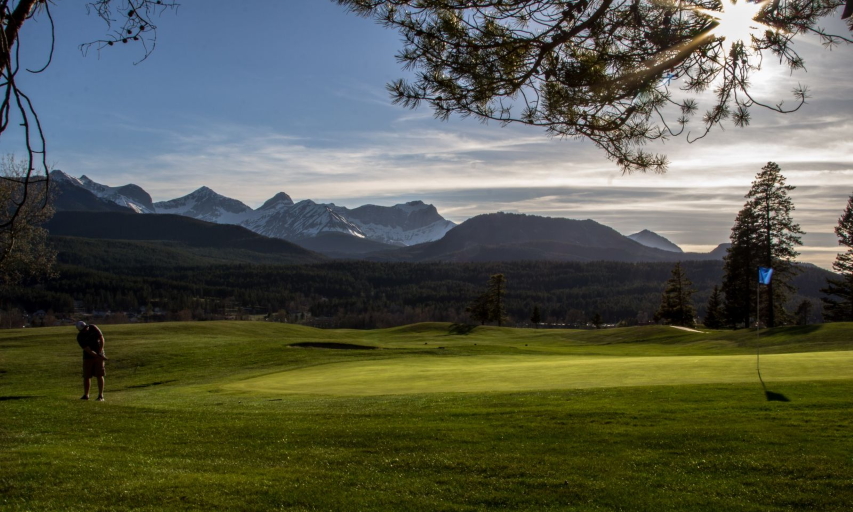 Crowsnest Pass Golf & Country Club